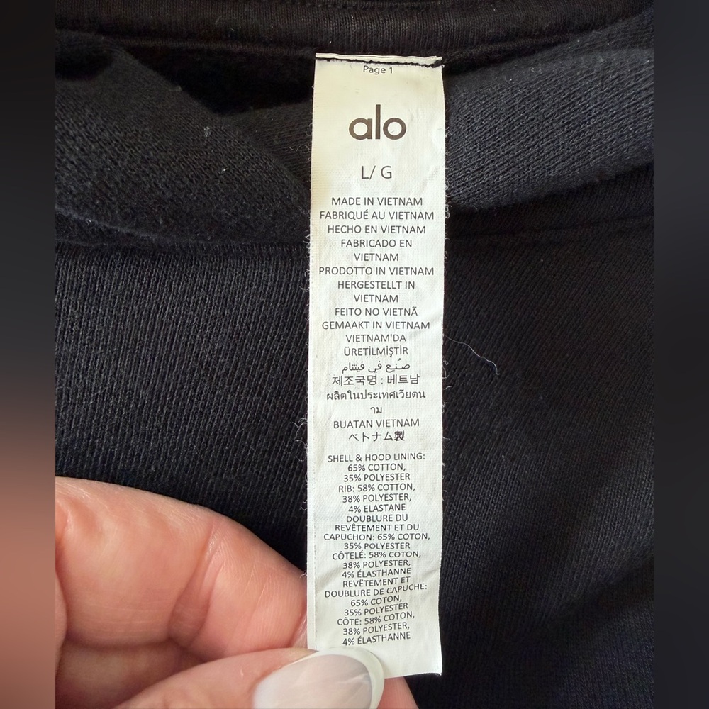 Auth.✅ ALO Yoga “Bae” Crop Hoodie in “Black” Size Large🖤 - Picture 3 of 7